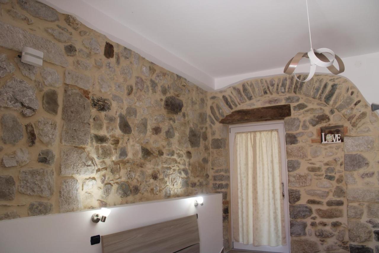 Borgo Sole Luna Fornelli Exterior foto